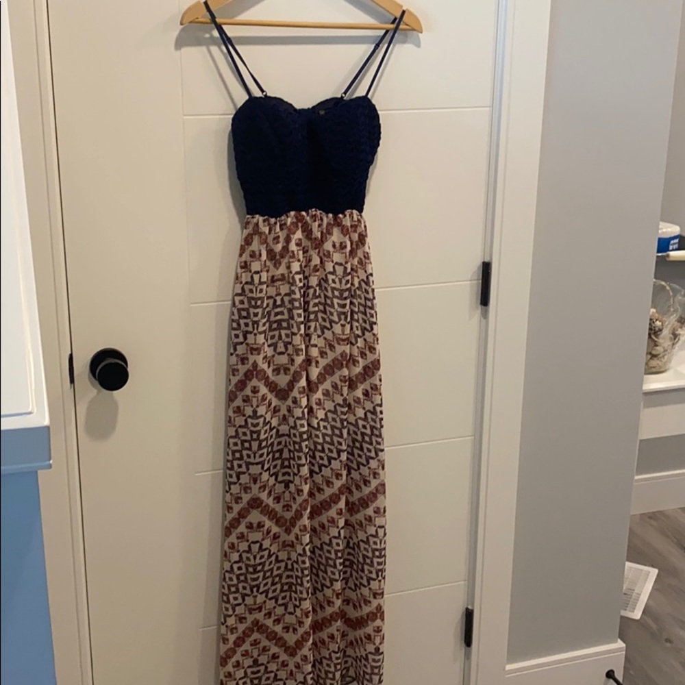 (2 for $22 bundle!) Trixxi long dress size small